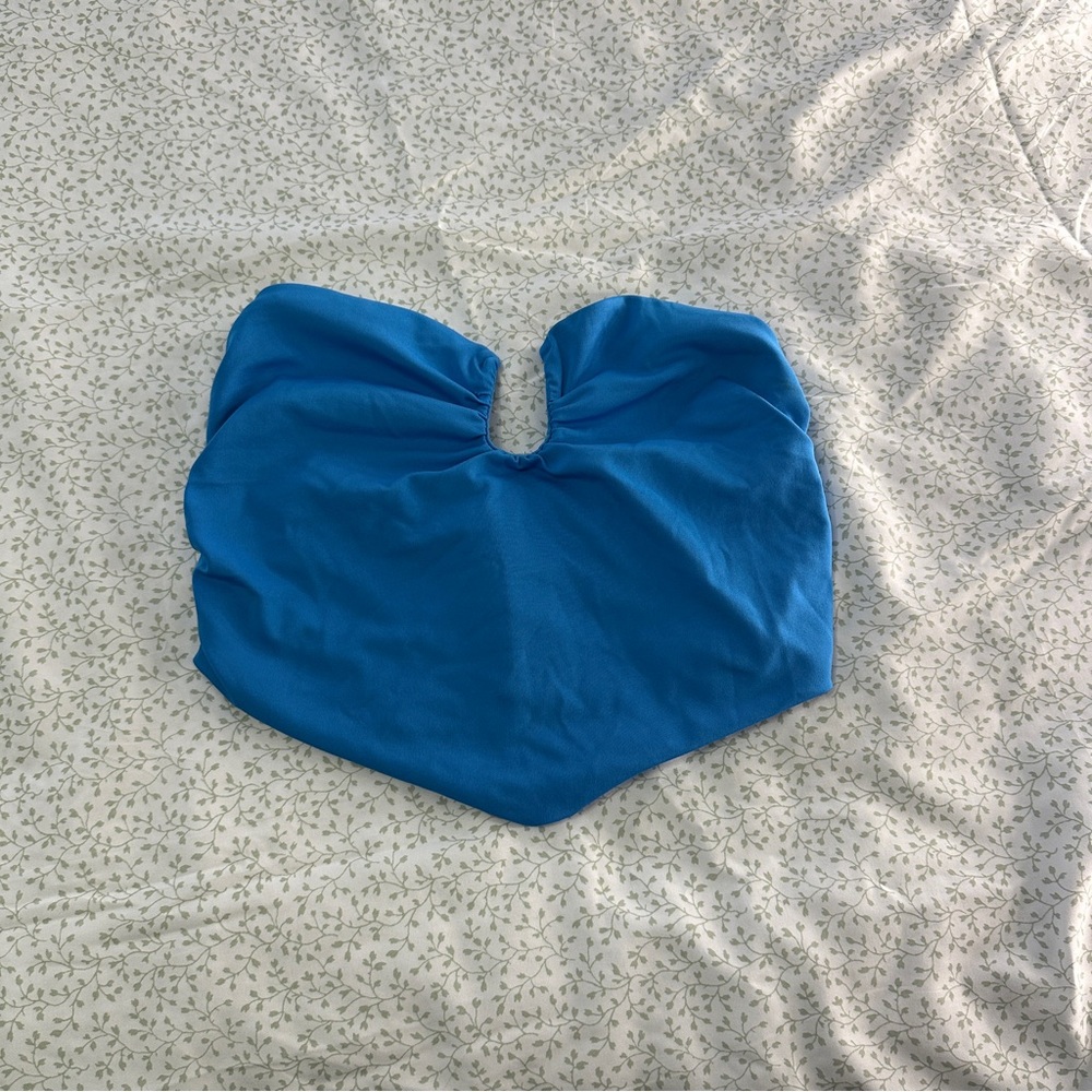 Bershka Azure Tube Top | Size L (Fits Like S) | Like New